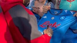 Napoletani ovunque: quanti autografi per Insigne in Canada