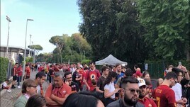 Roma, lunghe code all'ingresso dell'Olimpico