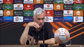 Mou contro l'arbitro: "Speriamo faccia c***te in Champions e non..."