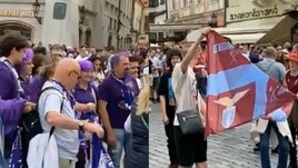 Conference, tifosi West Ham e Fiorentina a Praga: c'è un dettaglio sulla Lazio