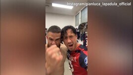 Cagliari in Serie A, esplode la festa nello spogliatoio