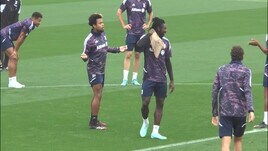 Roma, per il centrocampo sondato McKennie