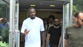 Inter, Thuram al Coni: il saluto ai tifosi