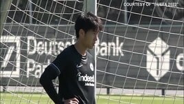 Napoli, si pensa allo svincolato Kamada