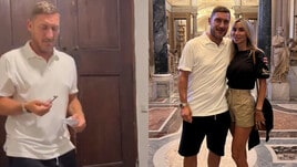 Totti ai Musei Vaticani: la chiave e la battuta