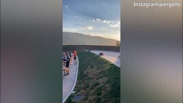 Napoli in ritiro e pronto per la cena, Gollini riprende tutto