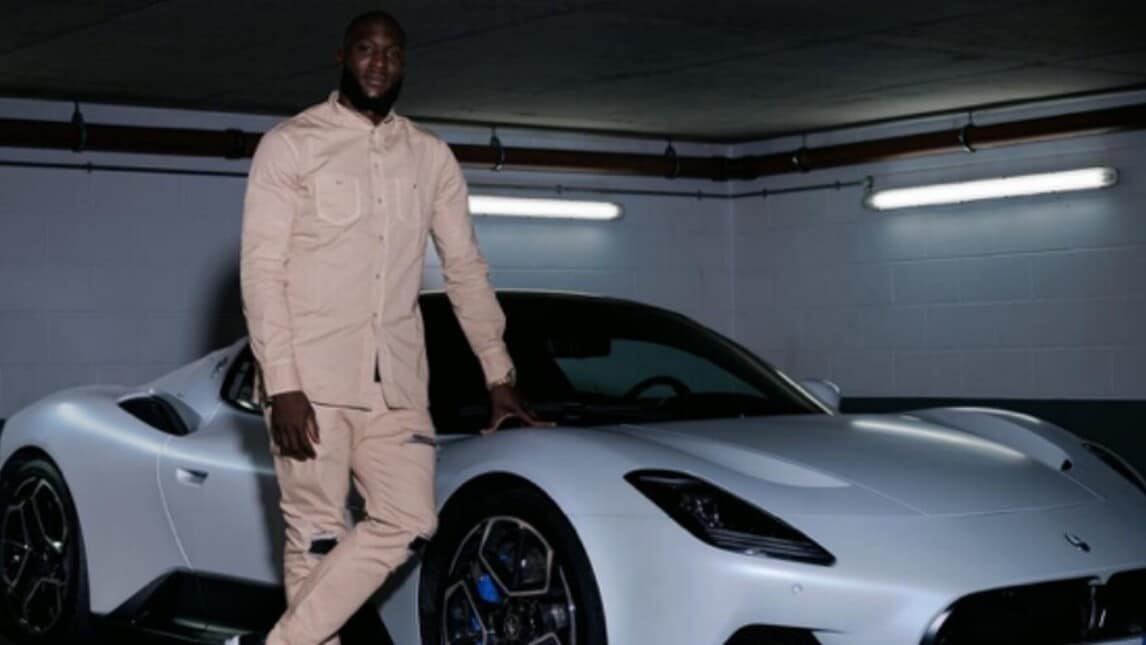 Lukaku, le supercar dell'attaccante della Roma