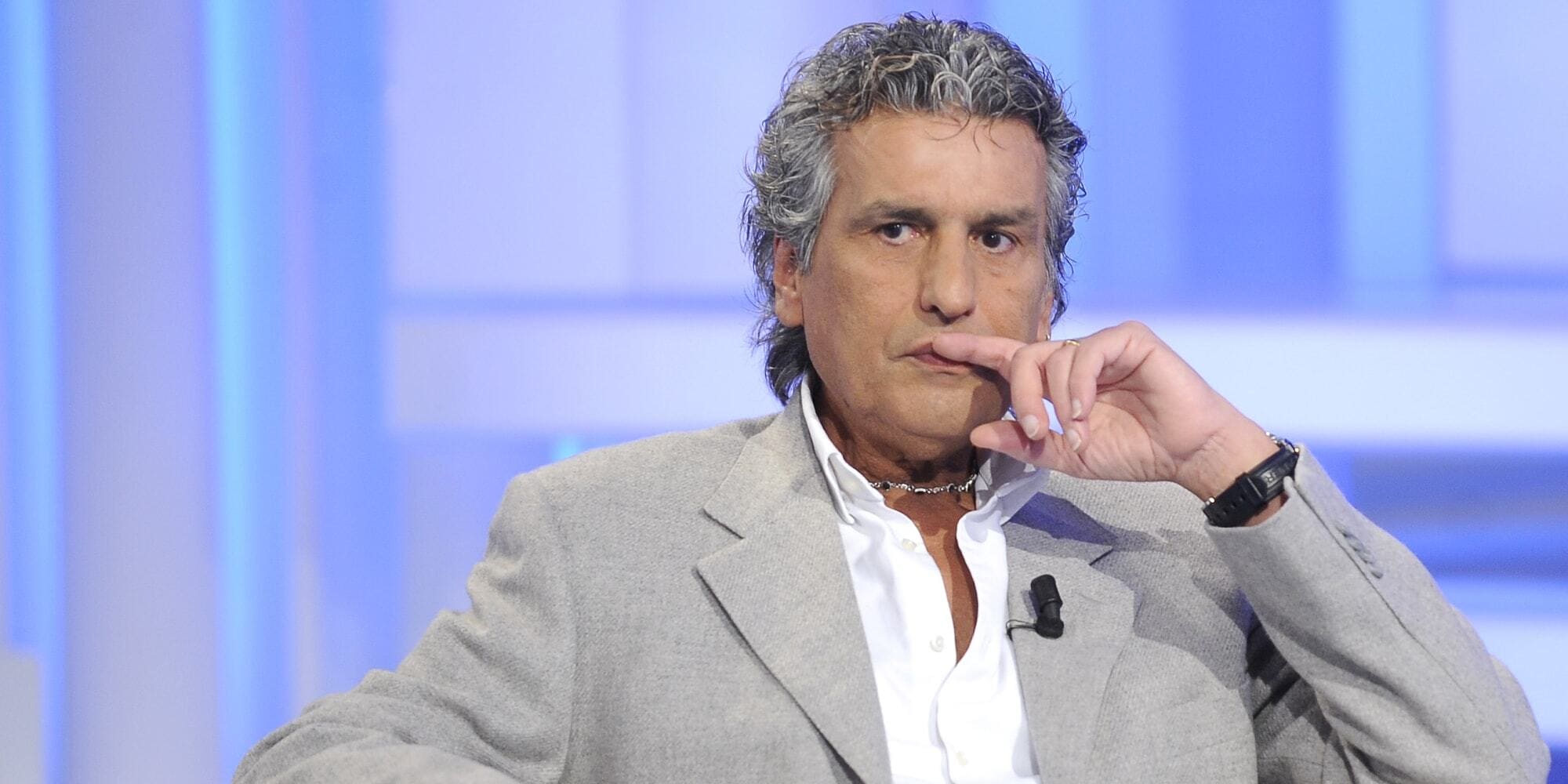 Toto Cutugno, parla il figlio: "Aveva due famiglie, diceva di essere un ingegnere"