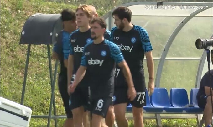 Napoli, Kvara è scomparso: cosa succede?