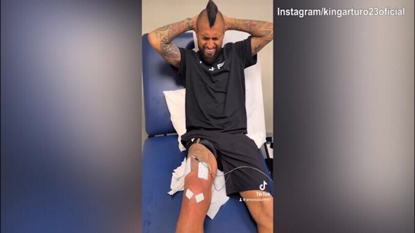 Smorfie e dolori: Vidal è già al lavoro