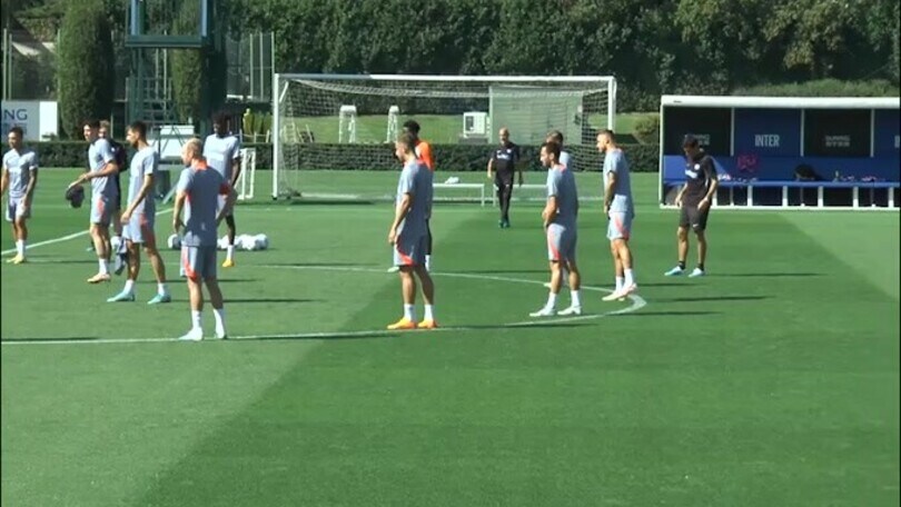 Inter, distrazione muscolare per Arnautovic