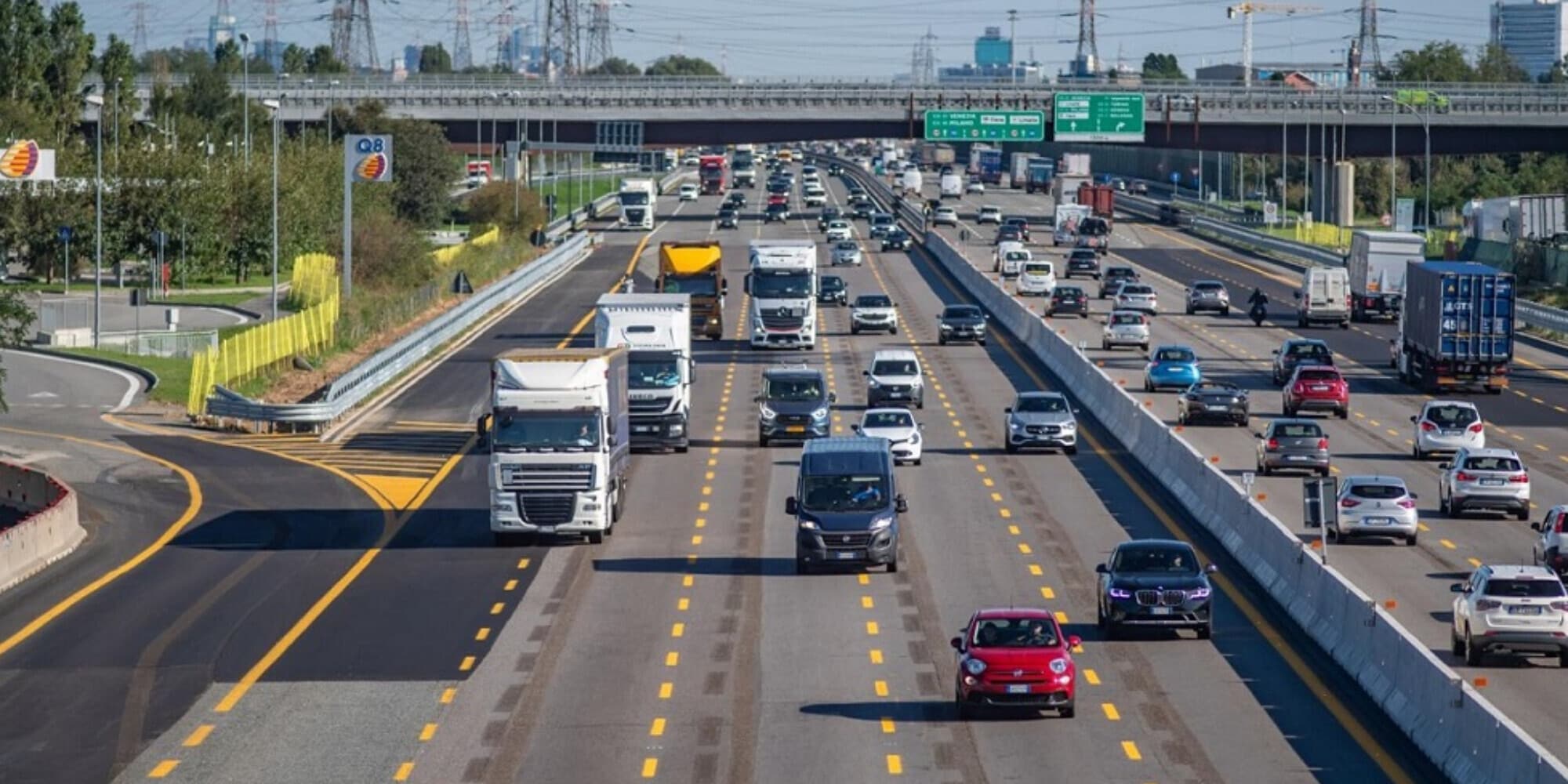 Inaugurata la prima autostrada a cinque corsie d'Italia