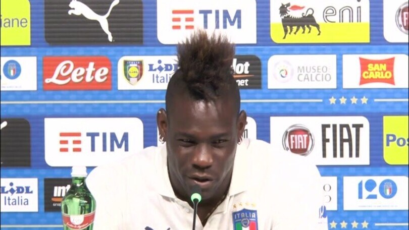 Balotelli scherza, ma non troppo: "Se il Milan ha bisogno..."