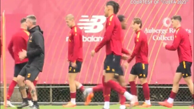 Roma, il calvario di Smalling prosegue
