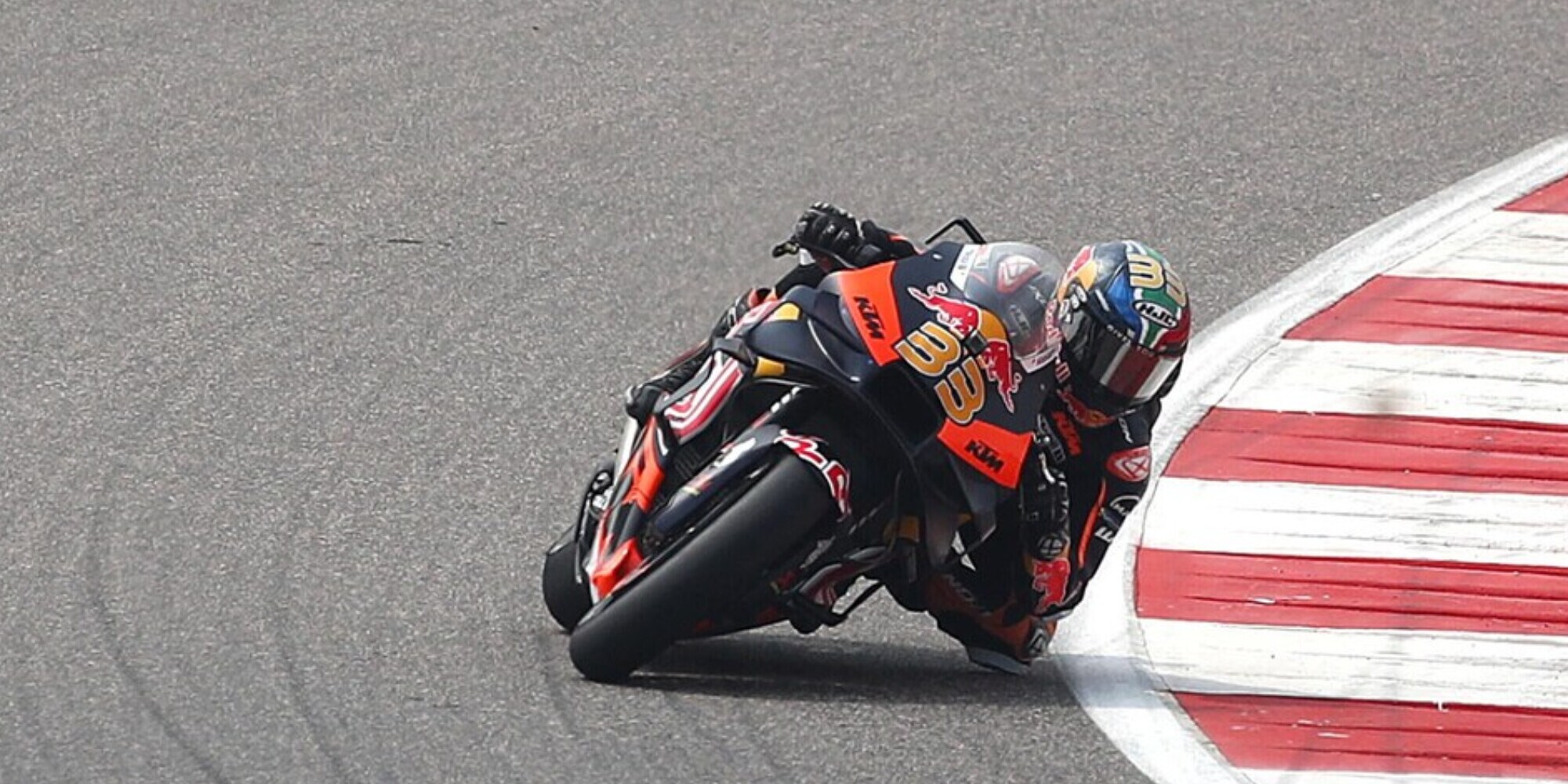 MotoGP Giappone: Binder comanda la Practice, Bagnaia 2°. Lontani Marquez e Quartararo
