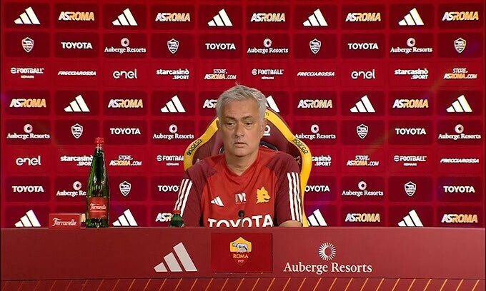 Mourinho: "Nessun alibi, vogliamo e dobbiamo vincere"