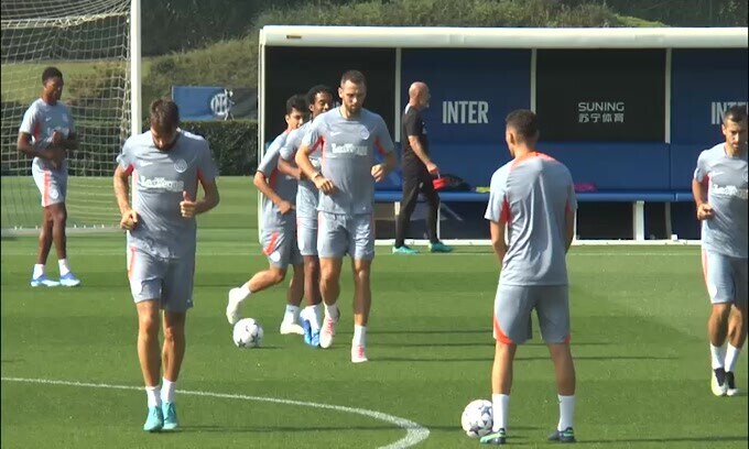 Inter, riecco Cuadrado: il colombiano si allena in gruppo