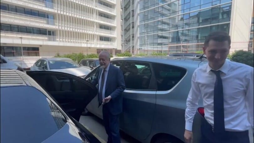 Napoli, De Laurentiis torna a parlare e "blinda" Osimhen
