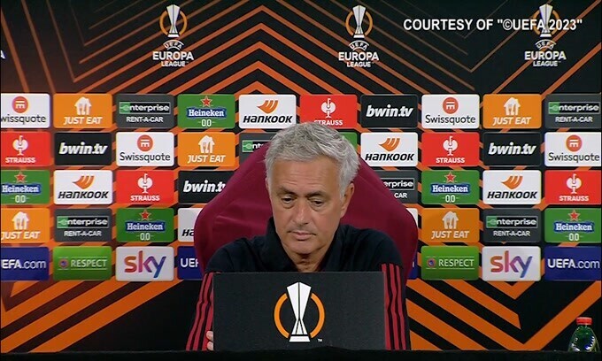 Mourinho: "Dybala riposa, ma non ci sarà turnover totale"