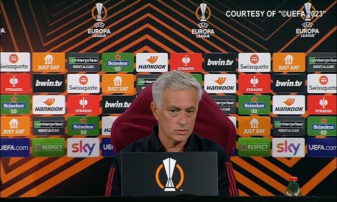 Mourinho: "Amo Paredes"