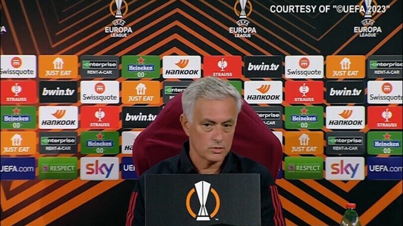 Mourinho: "Amo Paredes"