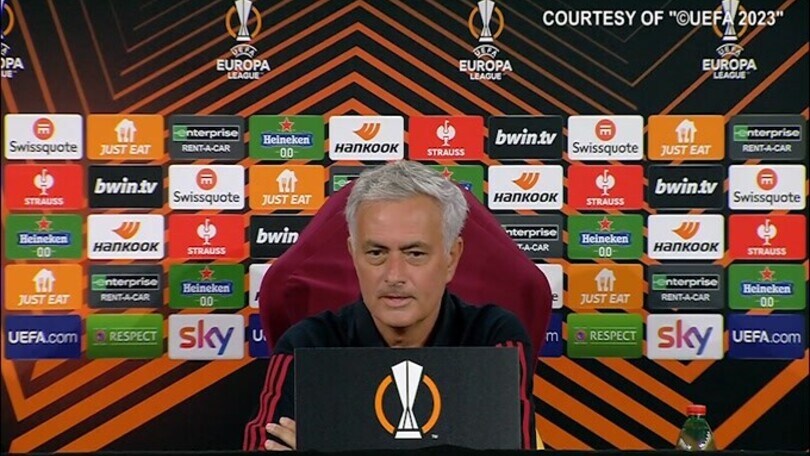 Mourinho: "Fatemi fare lo scemo... Bove giocava in Serie C..."