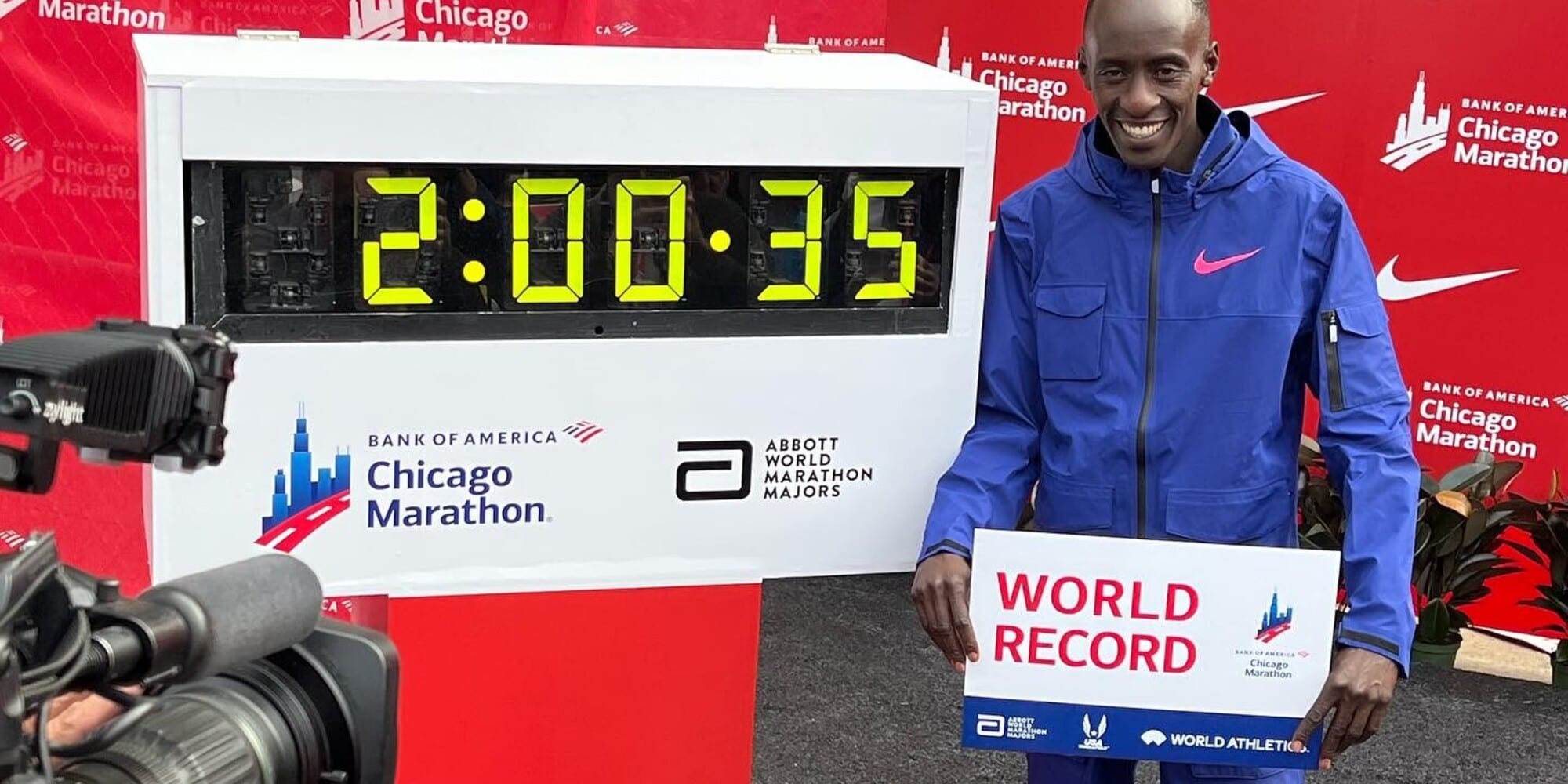 Che bomba Kelvin Kiptum, nuovo record mondiale a Chicago Marathon