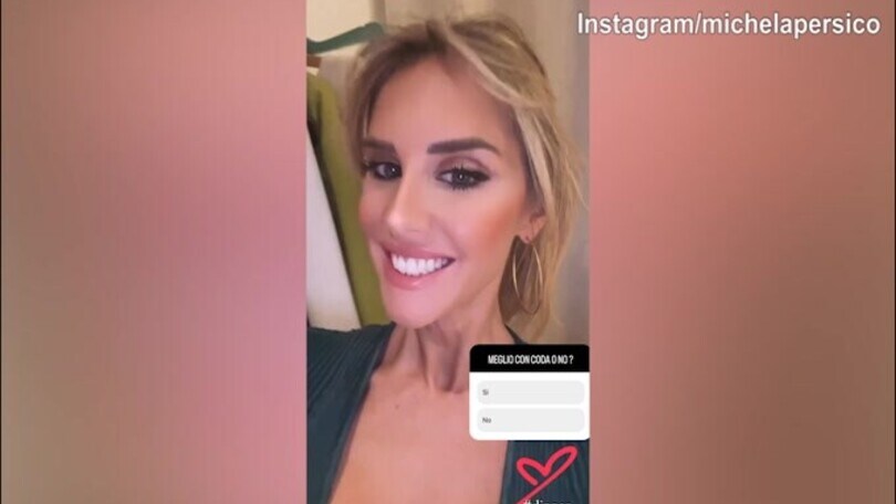 Michela Persico chiede consiglio ai fan: "Meglio con la coda o no?"