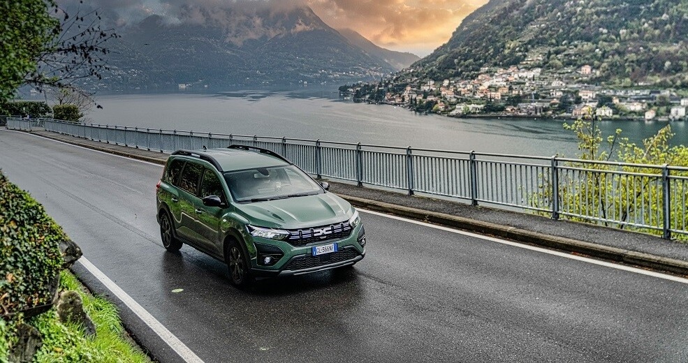 Dacia Jogger, la prova del van ibrido
