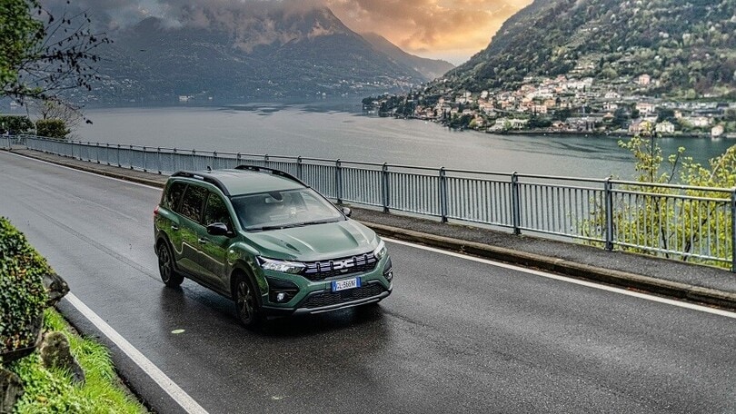 Dacia Jogger, la prova del van ibrido