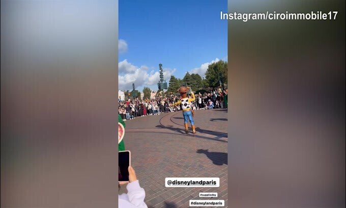 Lazio, Immobile si gode Disneyland Paris