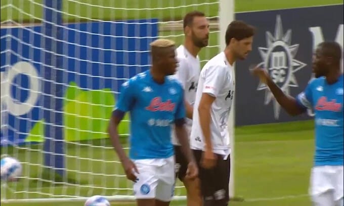 Osimhen si ferma, Napoli in apprensione