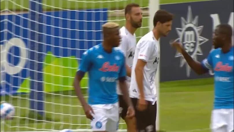 Osimhen si ferma, Napoli in apprensione