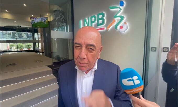 Monza, Galliani in Lega tra scaramanzia e l'abbraccio con Scaroni