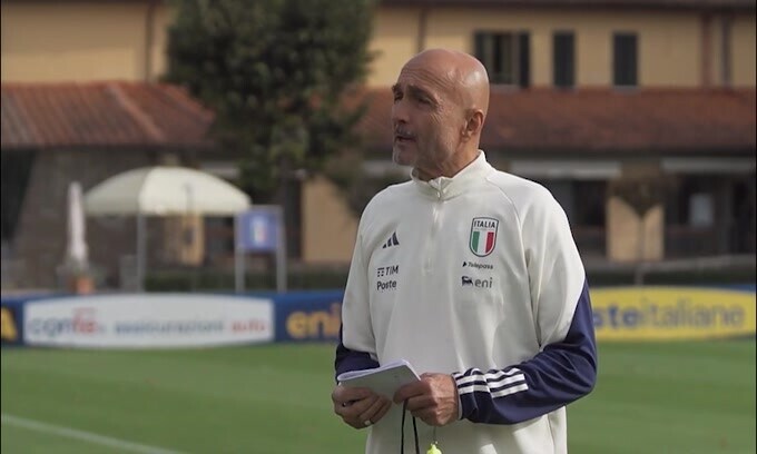 Inghilterra-Italia, l'urlo degli azzurri prima dell'allenamento