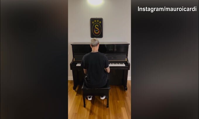 Icardi, che pianista!