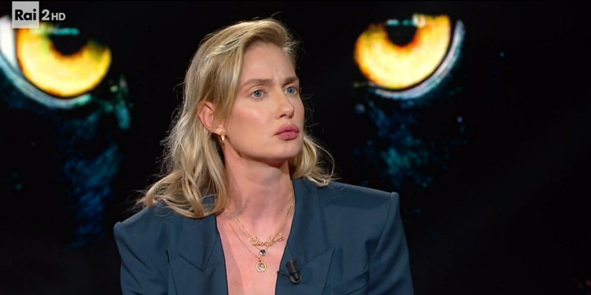 Eva Riccobono a Belve: "Sono stata con una donna. Ho visto cose che..."