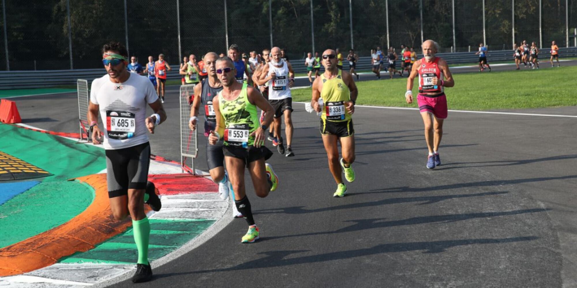 Si va a tutta velocità in autodromo: si parte sabato con Monza12H, domenica la Monza21