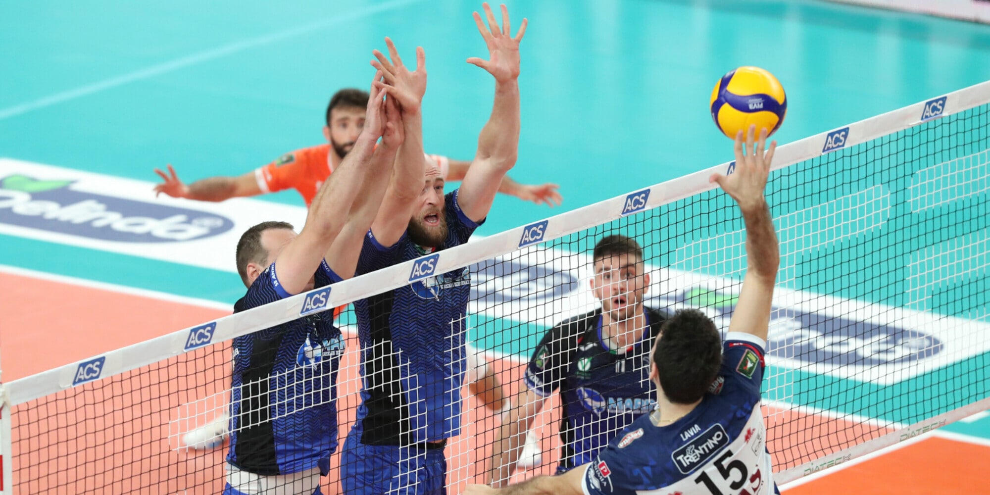 Superlega: su il sipario !