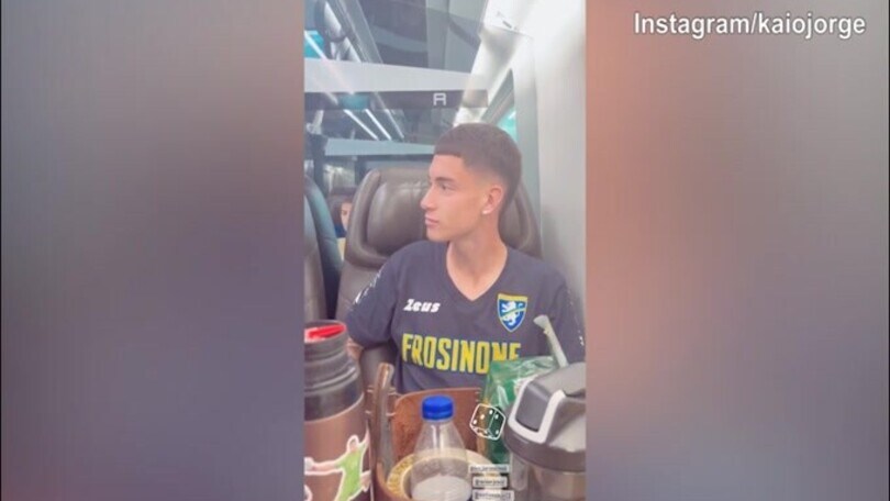 Il Frosinone verso Bologna, che risate in treno!