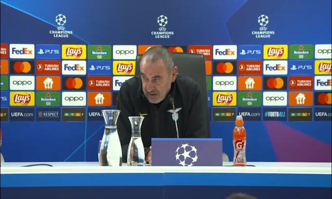 Sarri: "Serve la faccia tosta per sfidare il Feyenoord"