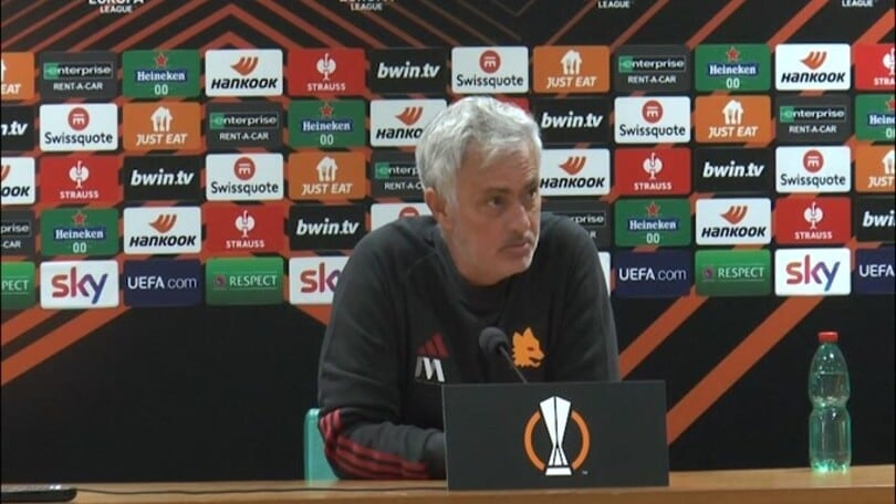 Mourinho: "Inter la più forte d'Italia, noi piccola squadra"