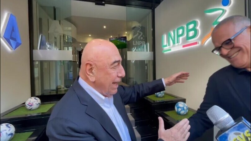 Galliani show con Zangrillo: "Degli altri non me ne frega un c***o..."