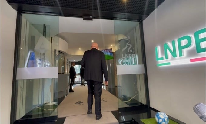 Galliani su Gomez: "Ci stanno pensando gli avvocati..."