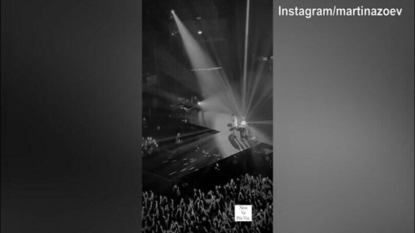 Ariete al Forum, lady Bonucci assiste al concerto