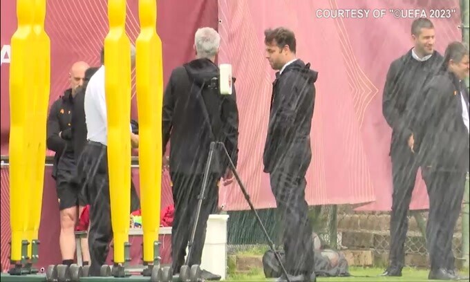 Arbitri e riposo: Mourinho attacca, De Siervo risponde