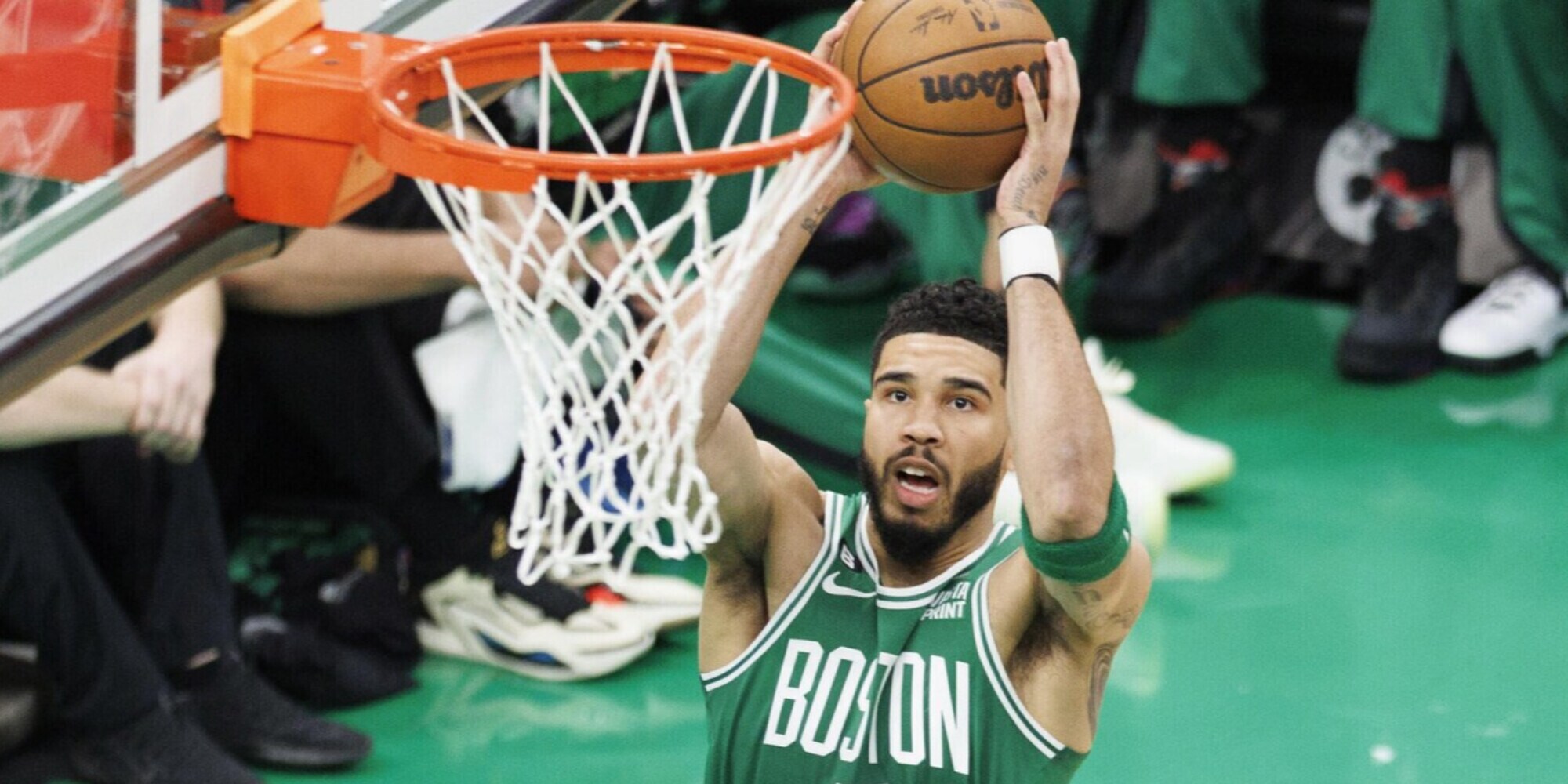 Nba: Celtics inarrestabili, Banchero brilla contro LeBron James