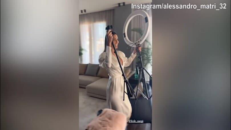 Matri stuzzica Federica Nargi: "Che personaggio televisivo sei oggi?"