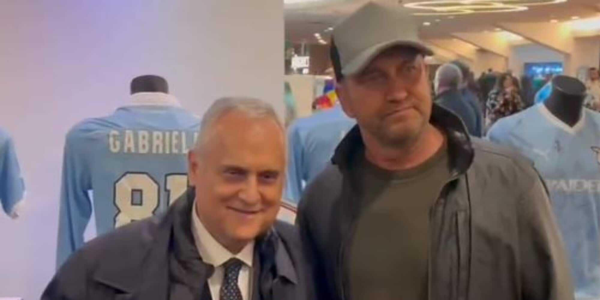Un famosissimo attore di Hollywood tifa Lazio all'Olimpico: lo riconoscete?