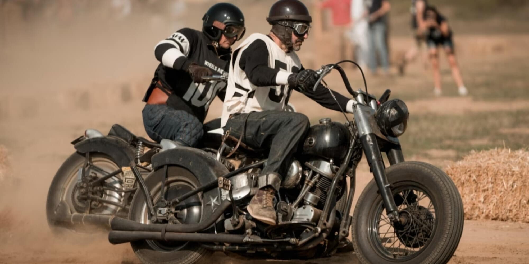 Wheels and Waves: moto in festa sulla spiaggia!
